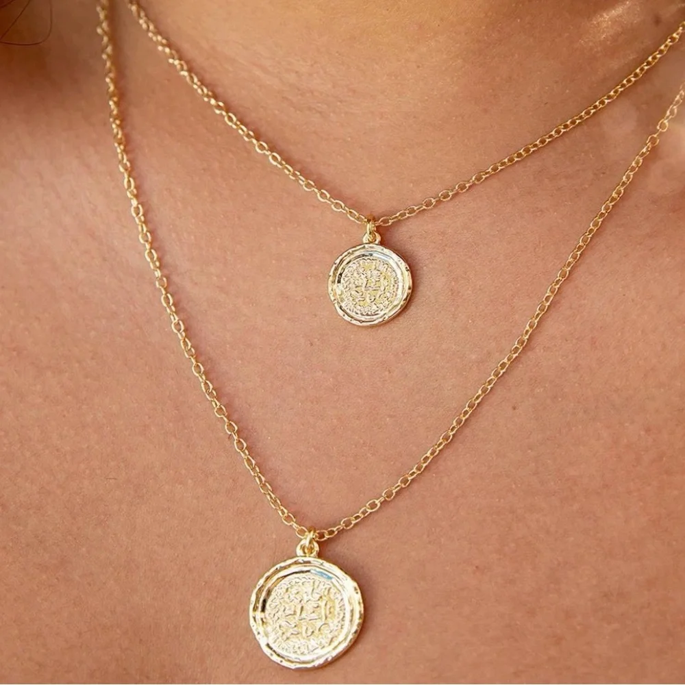 Amber Sceats Layered Gold Coin Pendant Necklace - Picture 6 of 9